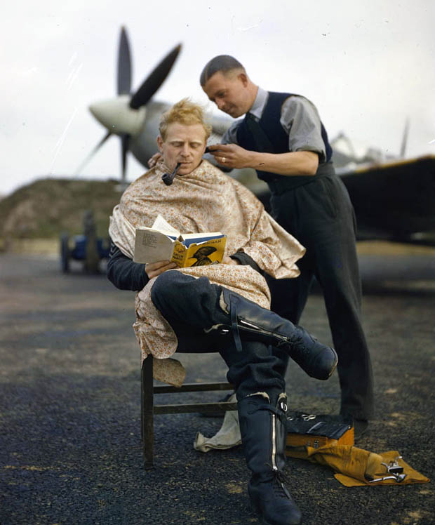 Iconic Style: RAF Pilot, 1942  Huckberry